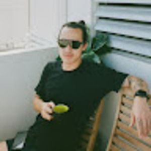 Meet your Posher, Daniel